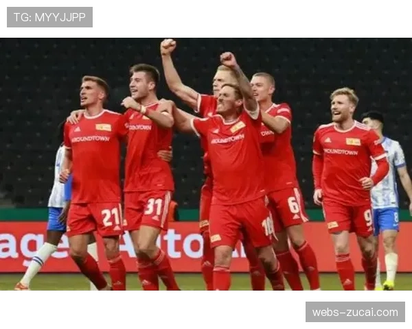 拜仁单季105球刷新德甲纪录，进攻端火力全开难逢敌手